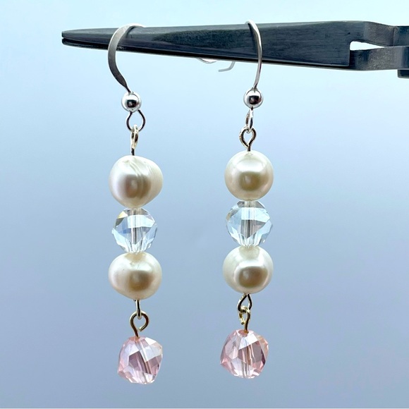 NWOT Stunning Sterling Silver Freshwater Pearl & Crystal Necklace Set - Picture 2 of 7